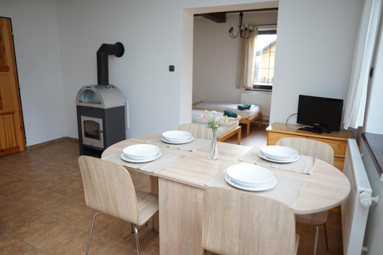 Apartmanove Ubytovani V Koutech Loučná nad Desnou Eksteriør bilde
